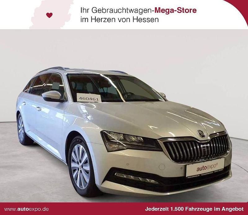 Silber Gebraucht 2022 Skoda Superb Ambition Kombi | 17.889 € (Fairer Preis) - Bild 1/4