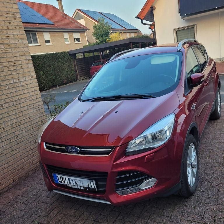 Gebraucht Ford Kuga SYNC Edition 150 PS (110 kW) 2016 Rot SUV