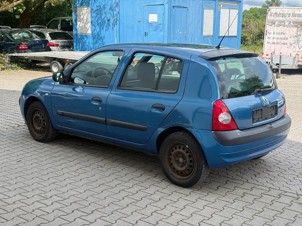 Gebraucht Renault Clio II 75 PS (55 kW) 2004 Blau Limousine