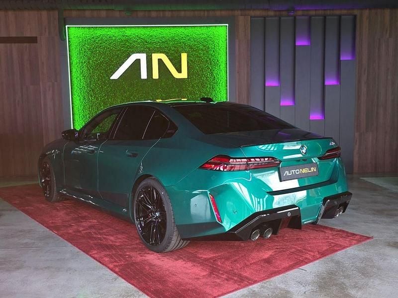 Neu BMW M5 Performance 727 PS (534 kW) 2025 Grün Limousine