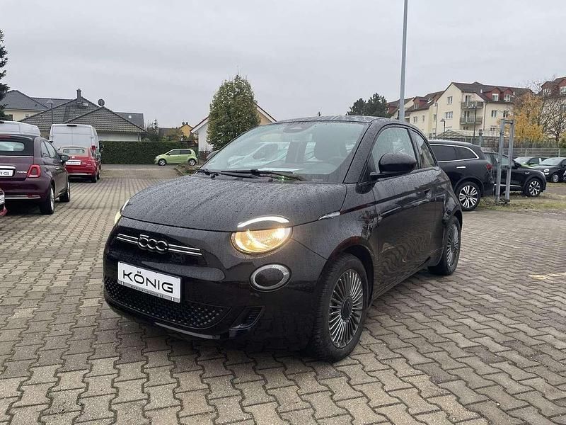 Schwarz Gebraucht 2022 Fiat 500e Icon Kleinwagen | 15.990 € (Superpreis) - Bild 1/4
