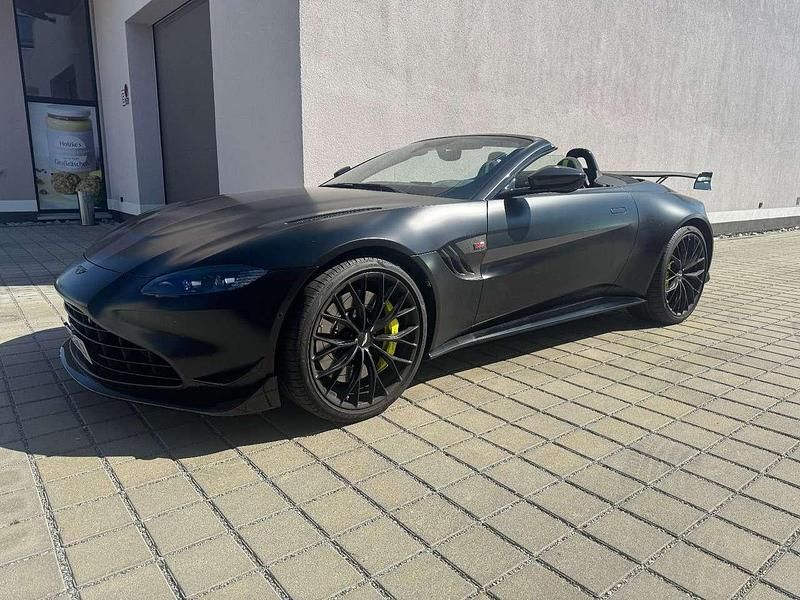Schwarz Gebraucht 2022 Aston Martin V8 Coupé | 153.530 € (Superpreis) - Bild 1/4