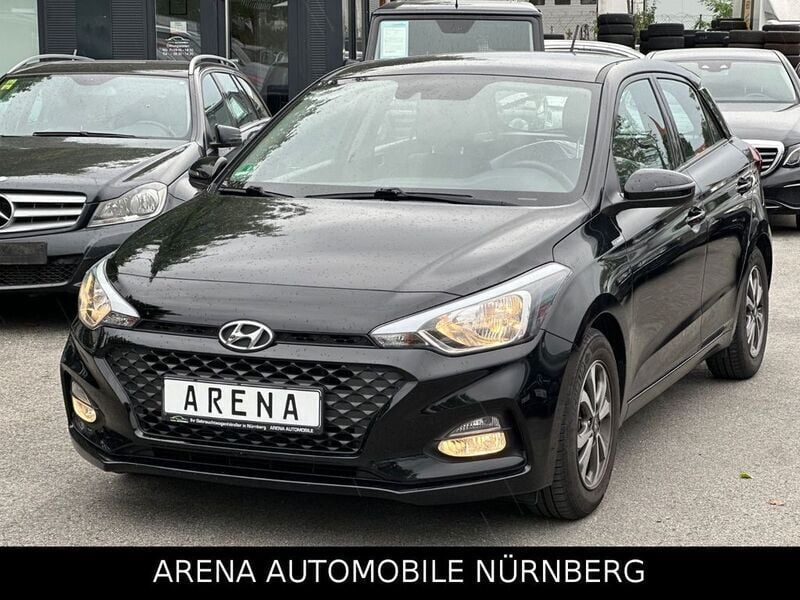 Schwarz Gebraucht 2019 Hyundai i20 Trend Limousine | 11.999 € (Fairer Preis) - Bild 1/4