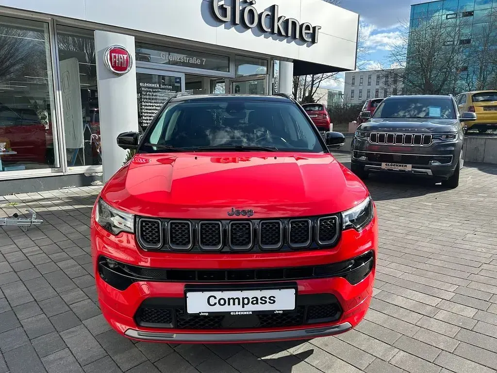 Usado Jeep Compass 243 HP (178 kW) 2022 Vermelho SUV
