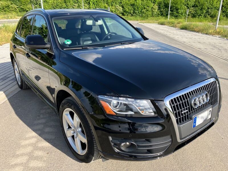 Schwarz Gebraucht 2011 Audi Q5 Ambiente SUV | 13.900 € - Bild 1/4