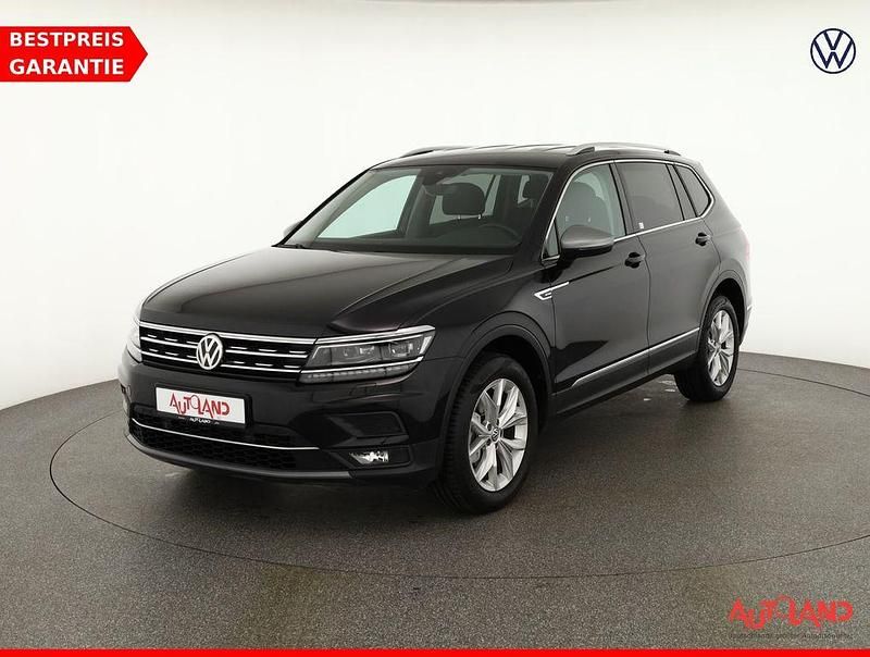 Schwarz Gebraucht 2019 VW Tiguan Allspace Highline SUV | 29.990 € (Teuer) - Bild 1/4