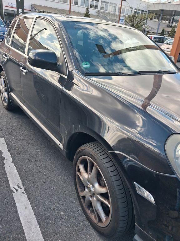 Używany Porsche Cayenne 245 KM (180 kW) 2009 Czarny SUV