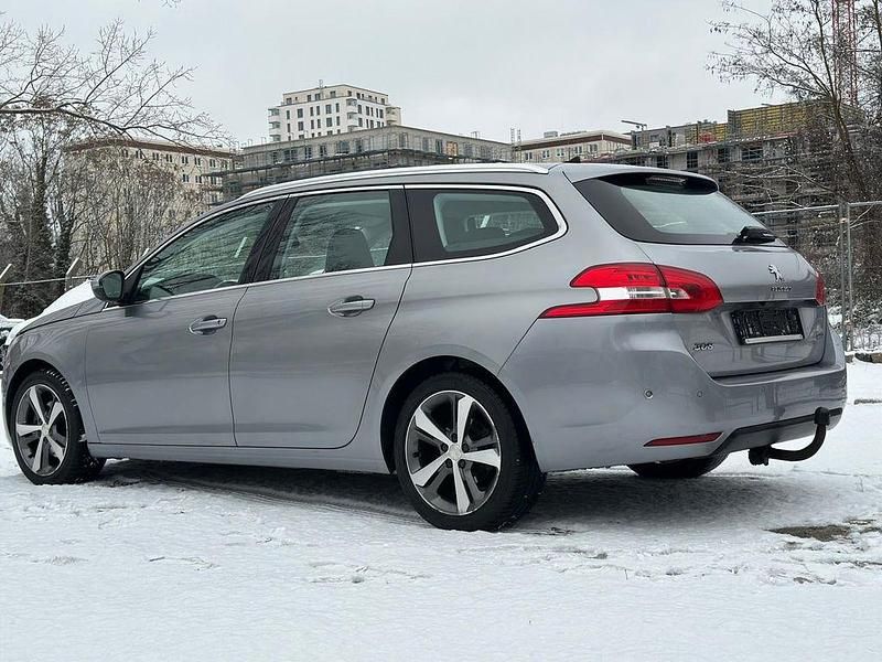 Gebraucht Peugeot 308 SW Allure 150 PS (110 kW) 2016 Grau Kombi