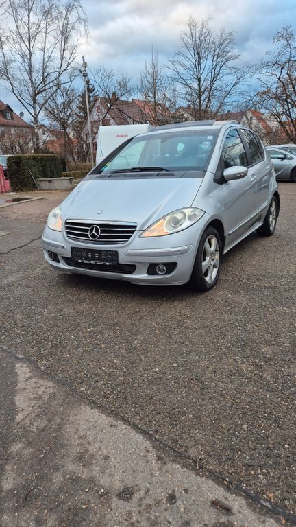 Silber Gebraucht 2005 Mercedes A180 Limousine | 2.480 € (Teuer) - Bild 1/4