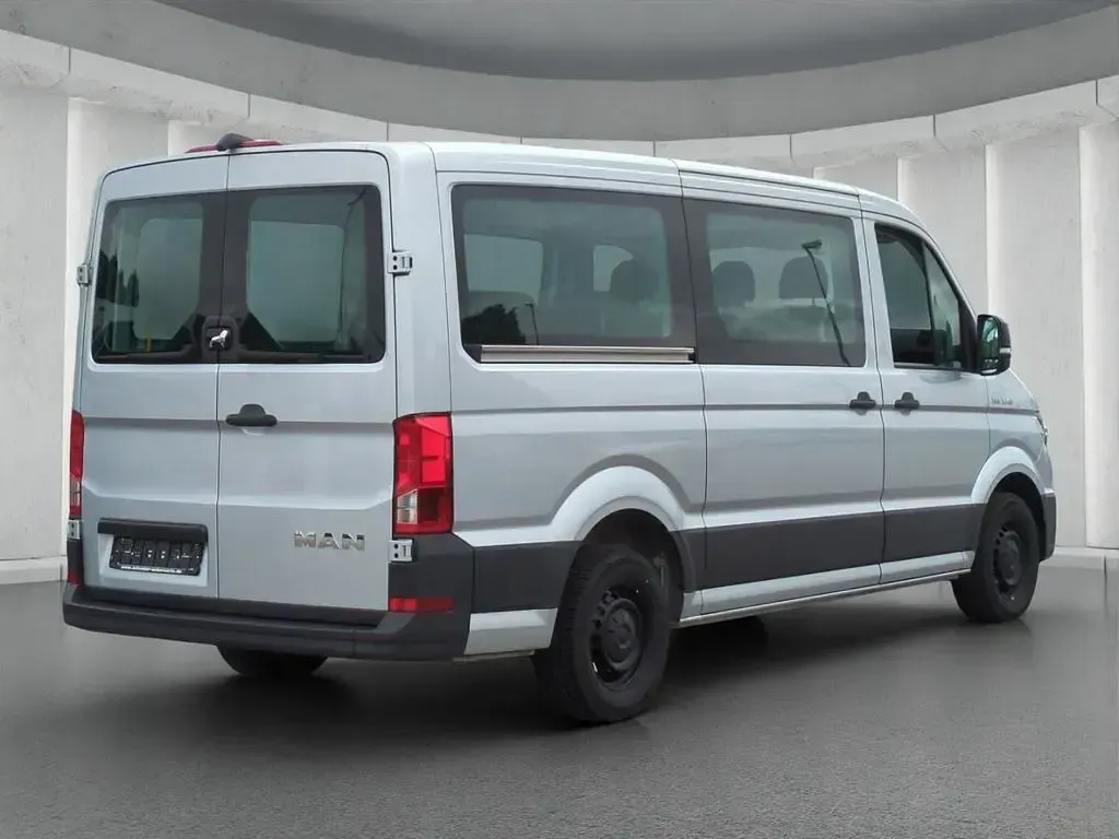 Gebraucht MAN TGE 140 PS (102 kW) 2023 Reflexsilber metallic[silber] Van