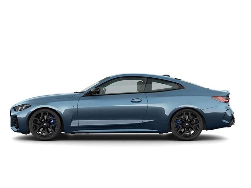 Gebraucht BMW 440 374 PS (275 kW) 2025 Arctic race blue metallic Coupé