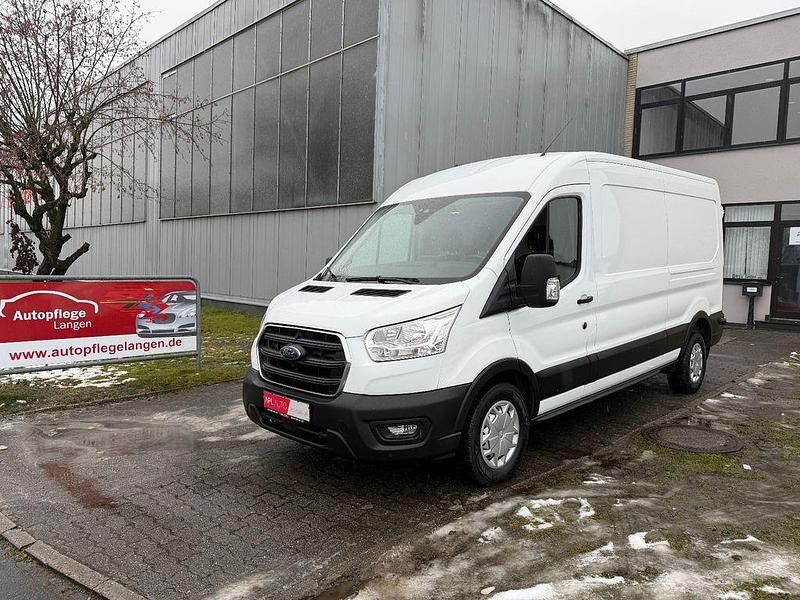 Gebraucht Ford Transit Trend 131 PS (96 kW) 2021 Weiß Van / Kleinbus