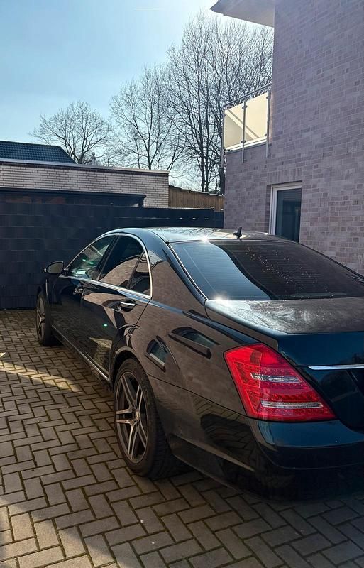 Gebraucht Mercedes S320 235 PS (172 kW) 2007 Schwarz Limousine