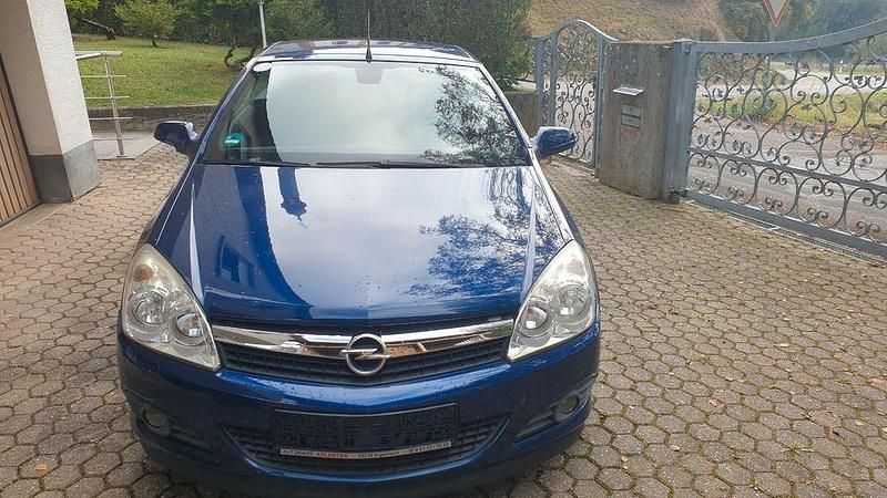 Gebraucht Opel Astra Cabriolet Edition 150 PS (110 kW) 2007 Blau Cabrio