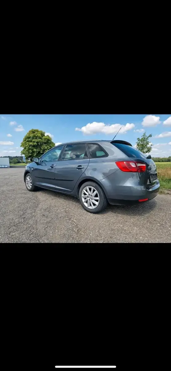 Gebraucht Seat Ibiza 75 PS (55 kW) 2012 Grau Limousine