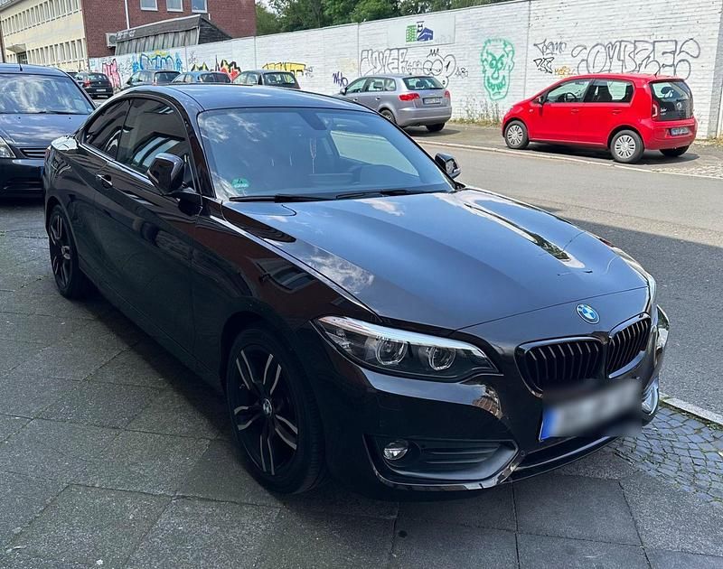 Gebraucht BMW 218 Advantage 150 PS (110 kW) 2017 Braun Coupé