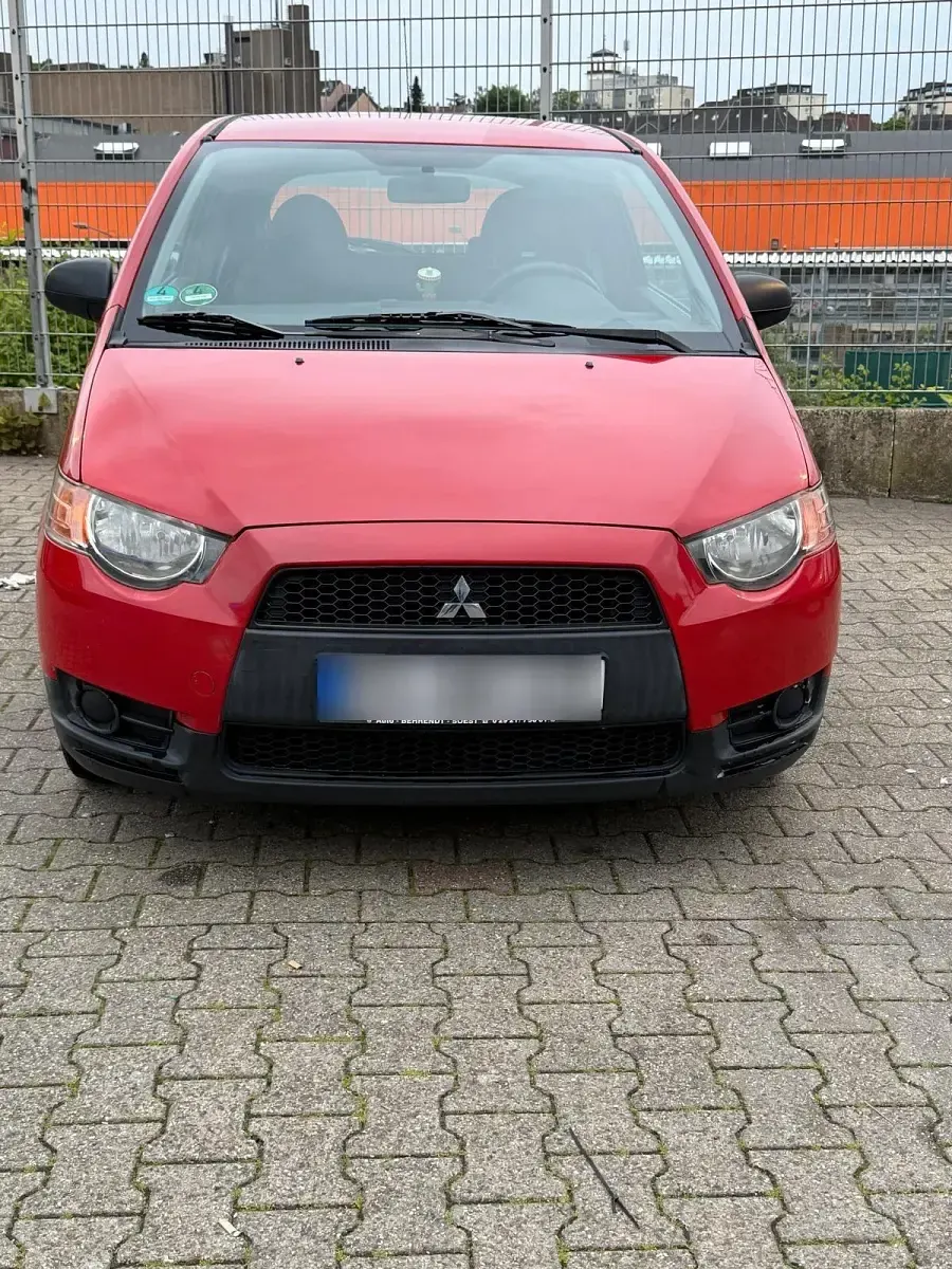Gebraucht Mitsubishi Colt 75 PS (55 kW) 2009 Rot Kleinwagen