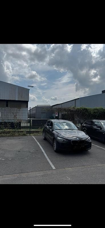 Gebraucht BMW 116 136 PS (100 kW) 2011 Schwarz Kleinwagen