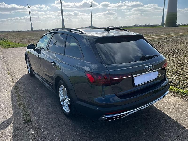 Gebraucht Audi A4 Allroad Ambiente 190 PS (139 kW) 2020 Grau Kombi