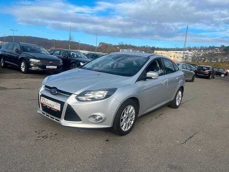 Gebraucht Ford Focus Titanium 125 PS (91 kW) 2011 Silber Limousine