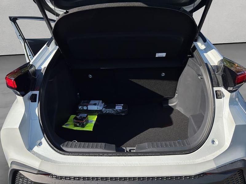 Weiß Gebraucht 2025 Toyota C-HR SUV | 34.500 € (Superpreis) - Bild 1/1