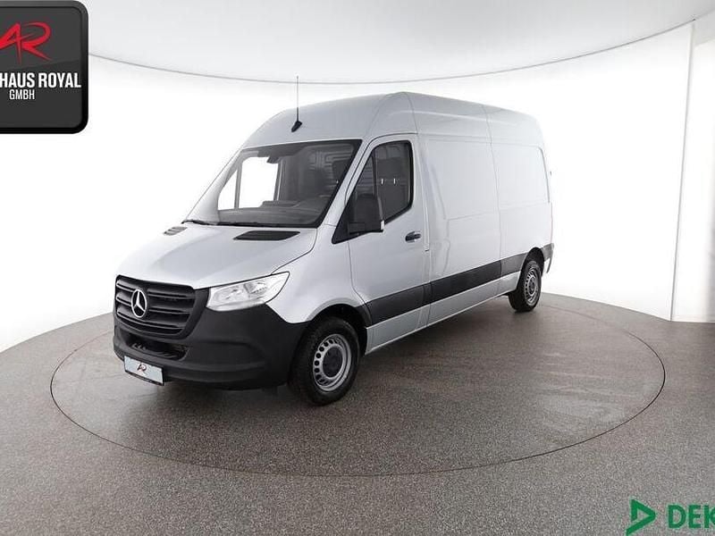 Silber Gebraucht 2021 Mercedes Sprinter Van | 27.480 € - Bild 1/4