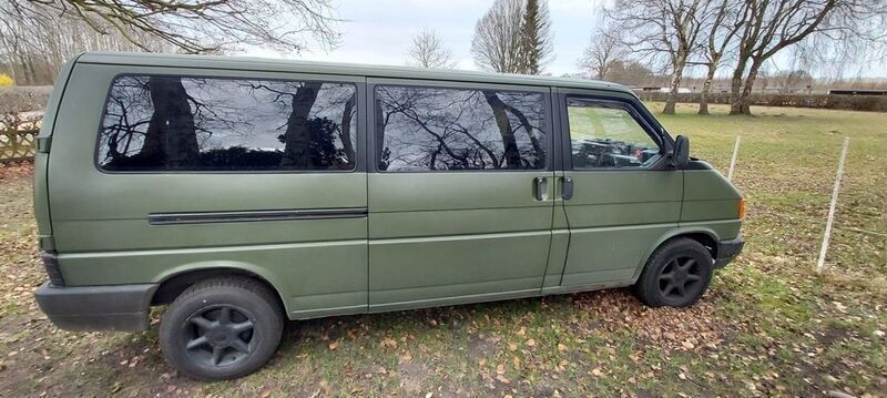 Grün Gebraucht 1994 VW T4 Van | 3.000 € - Bild 1/4