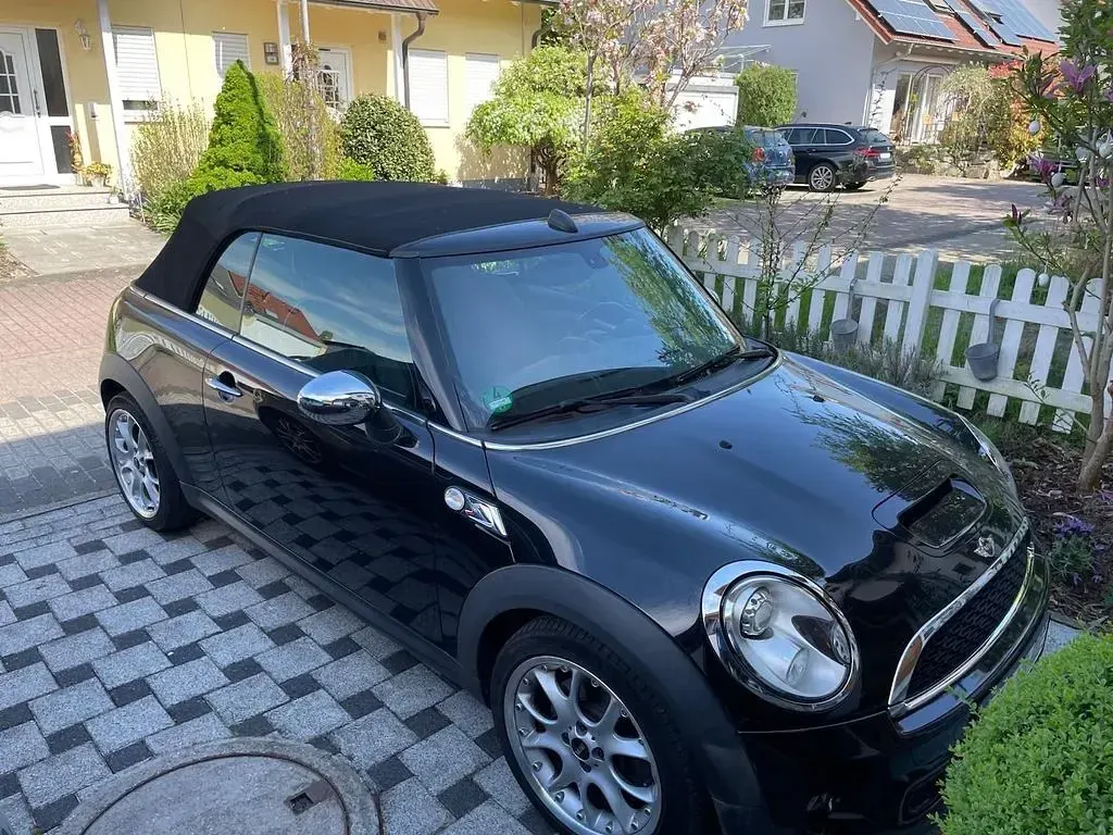 Usata Mini Cooper S Cabriolet 184 CV (135 kW) 2011 Nero Cabrio