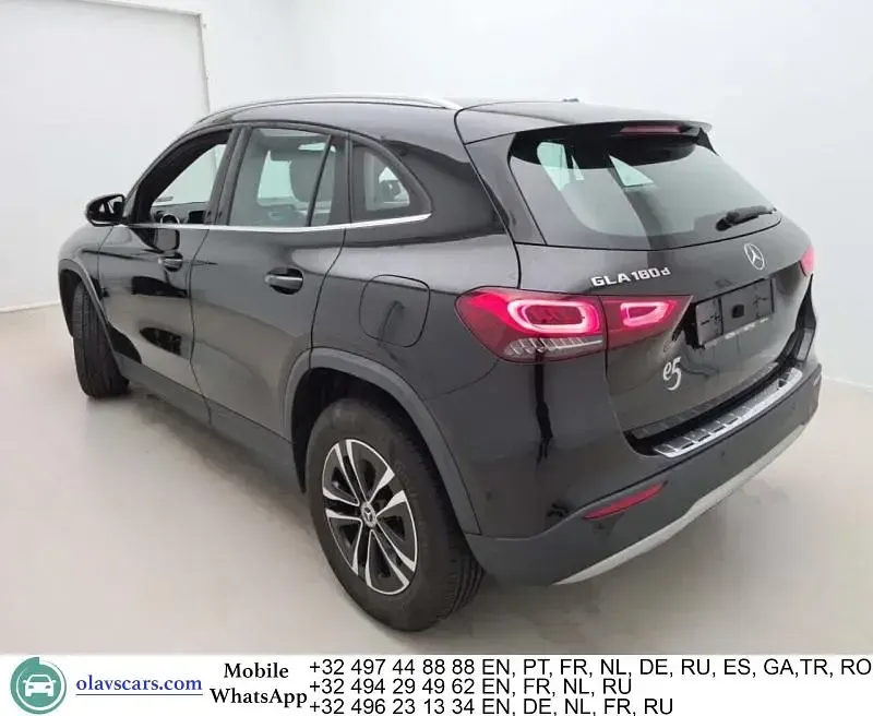 Gebraucht Mercedes GLA180 116 PS (85 kW) 2023 Schwarz SUV