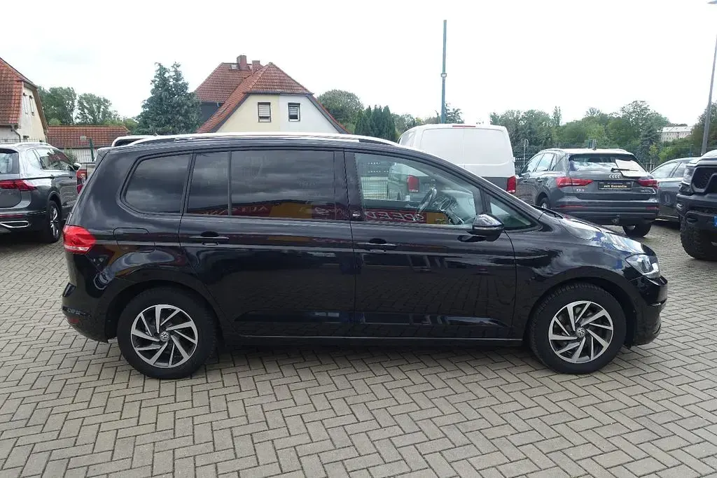 Gebraucht VW Touran Sound 150 PS (110 kW) 2017 Schwarz Van / Kleinbus