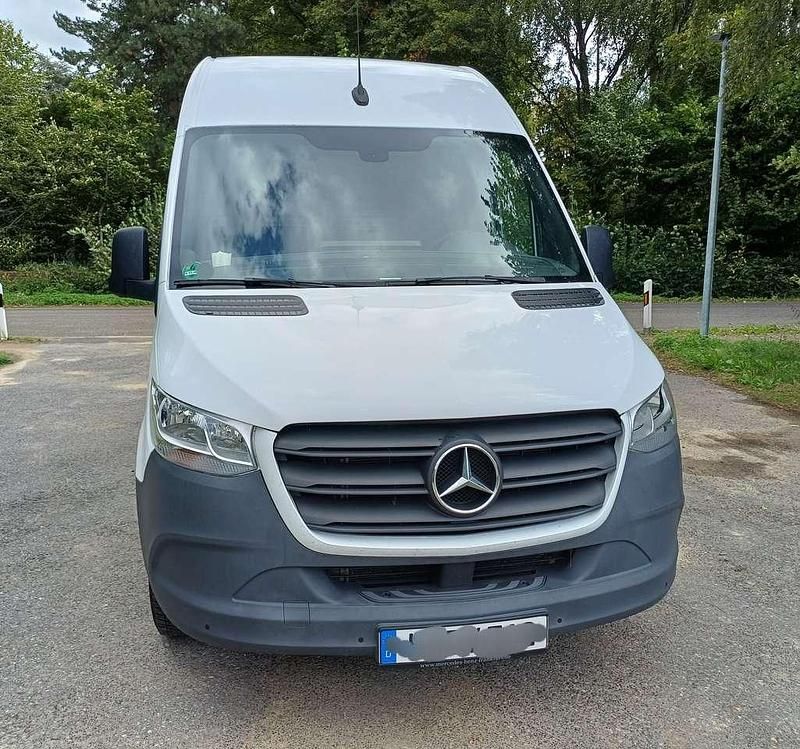 Weiß Gebraucht 2023 Mercedes Sprinter Van | 31.950 € (Guter Preis) - Bild 1/4