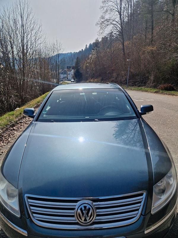 Usata VW Phaeton 241 CV (177 kW) 2002 Grigio Berlina