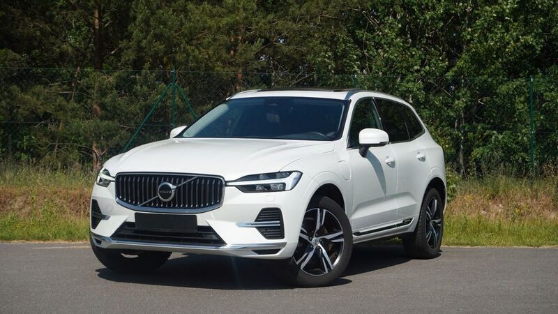 Weiß Gebraucht 2022 Volvo XC60 Inscription SUV | 37.900 € (Superpreis) - Bild 1/4