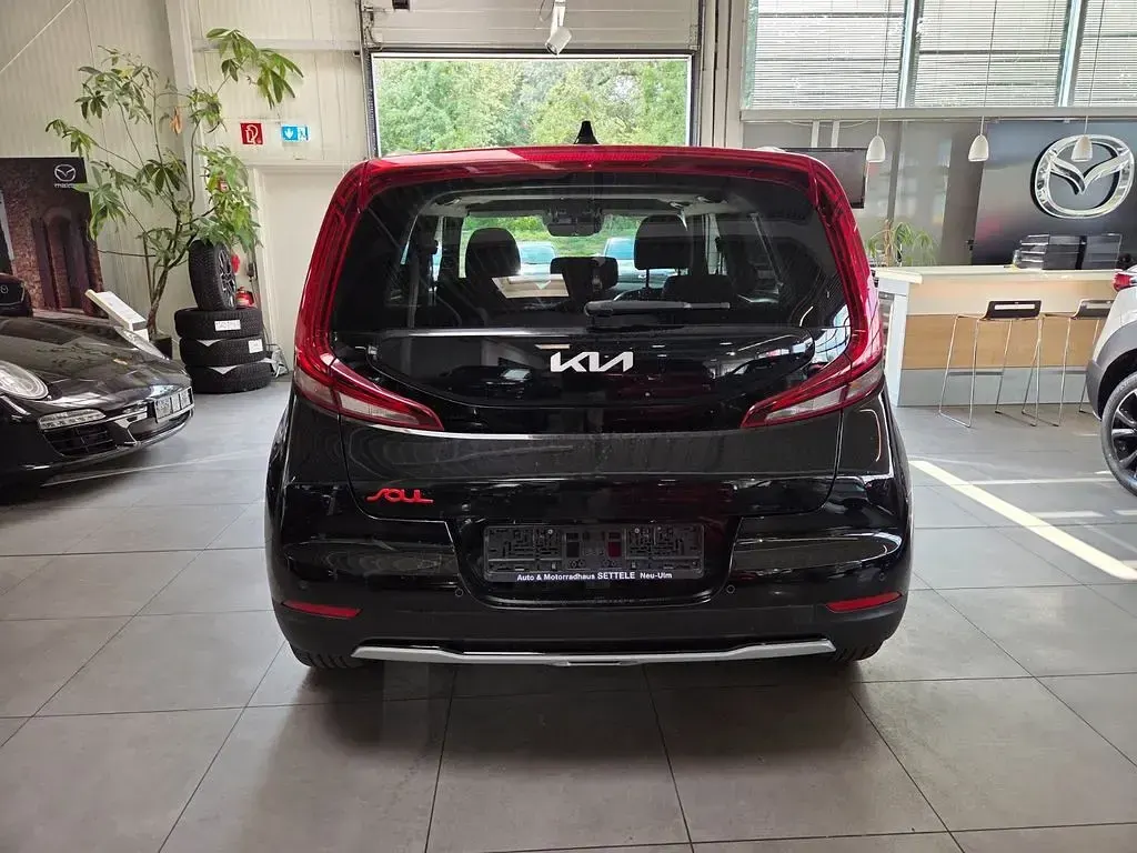 Gebraucht Kia Soul EV Spirit 150 kW (204 PS) 2022 Schwarz SUV
