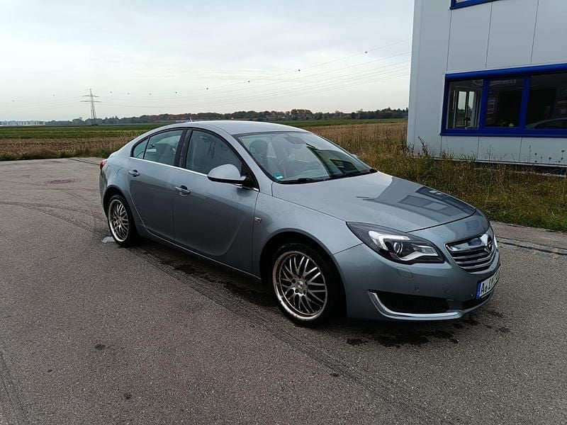 Grau Gebraucht 2014 Opel Insignia Edition Limousine | 4.500 € (Guter Preis) - Bild 1/4