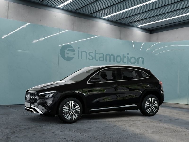 Schwarz Gebraucht 2024 Mercedes GLA220 SUV | 41.690 € (Guter Preis) - Bild 1/4