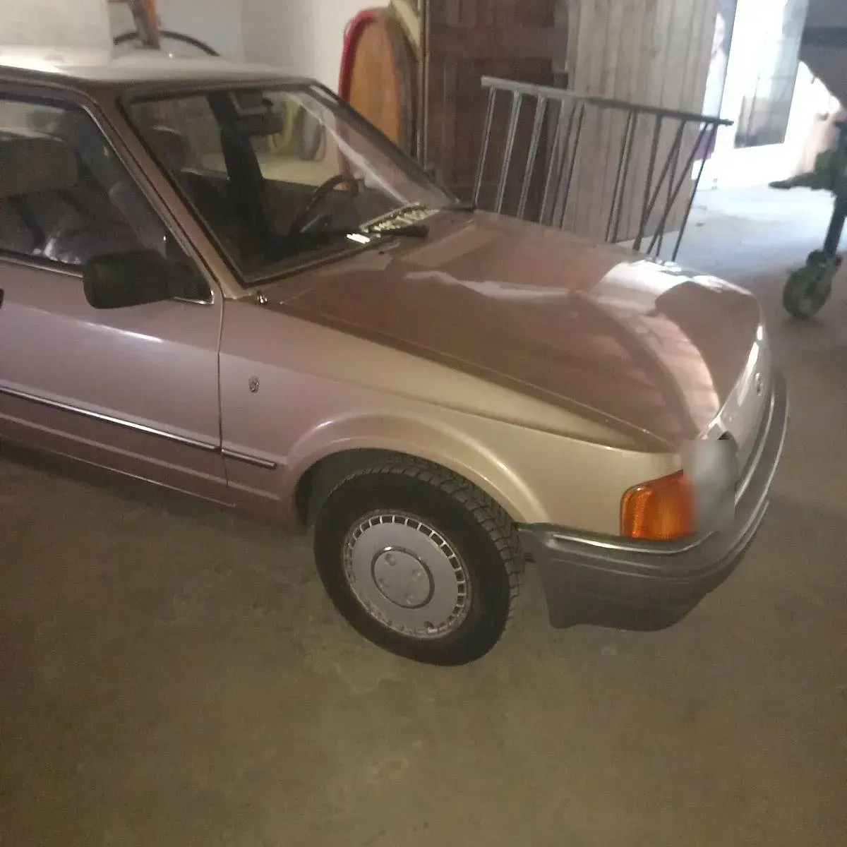 Gebraucht Ford Orion 86 PS (63 kW) 1987 Gelb Limousine