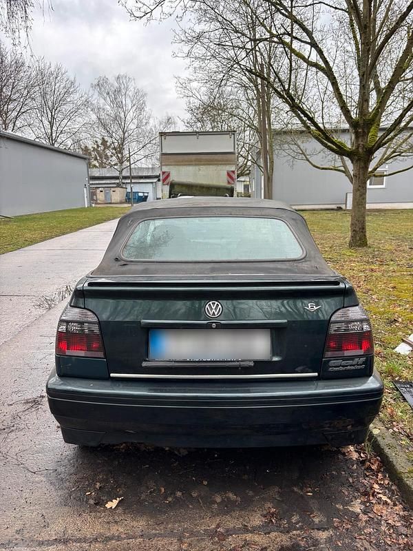Gebraucht VW Golf Cabriolet 90 PS (66 kW) 1995 Grün Cabrio