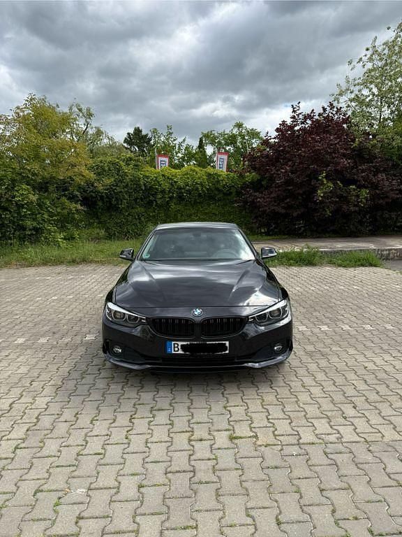 Schwarz Gebraucht 2017 BMW 420 Sport Line Coupé | 20.300 € (Superpreis) - Bild 1/4
