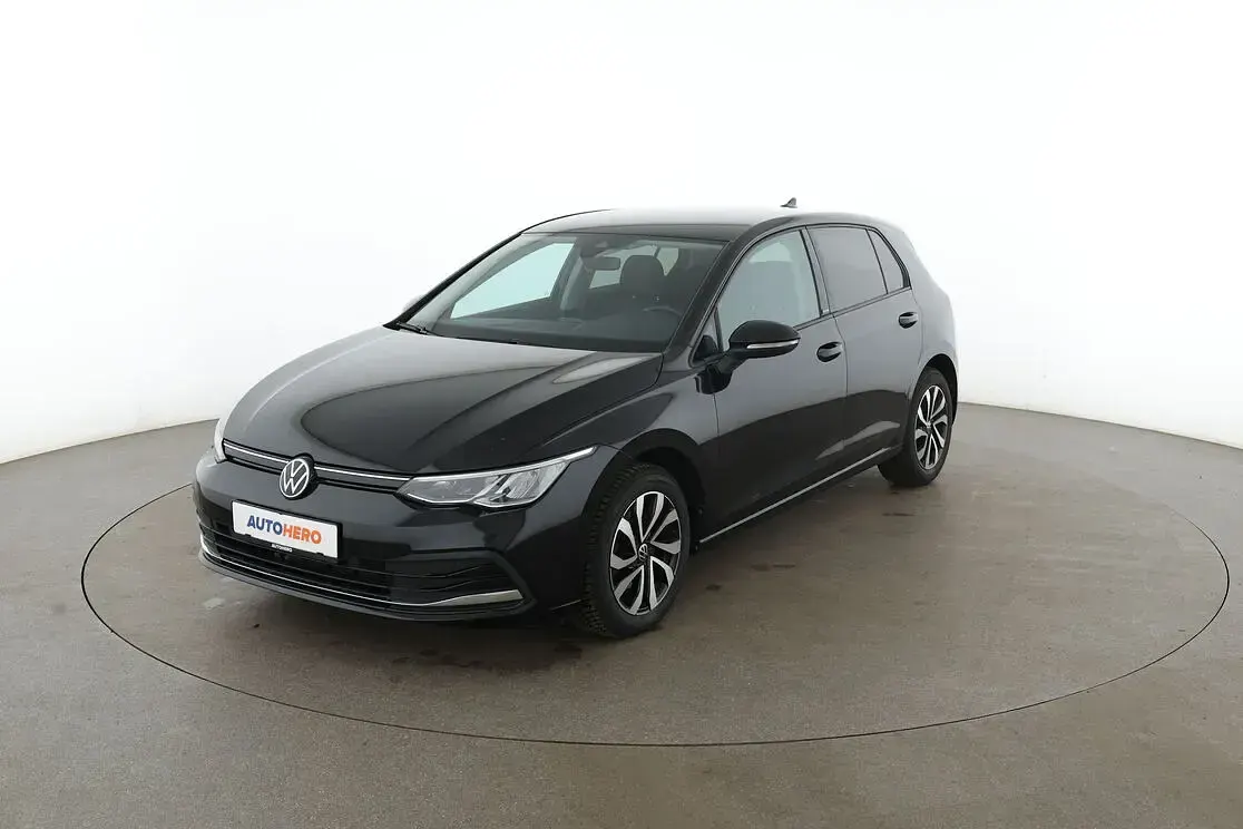 Gebraucht VW Golf VIII Active 150 PS (110 kW) 2022 Limousine