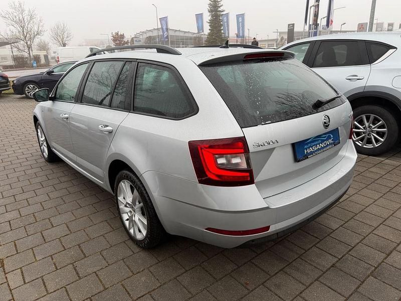 Gebraucht Skoda Octavia Clever 116 PS (85 kW) 2018 Silber Kombi