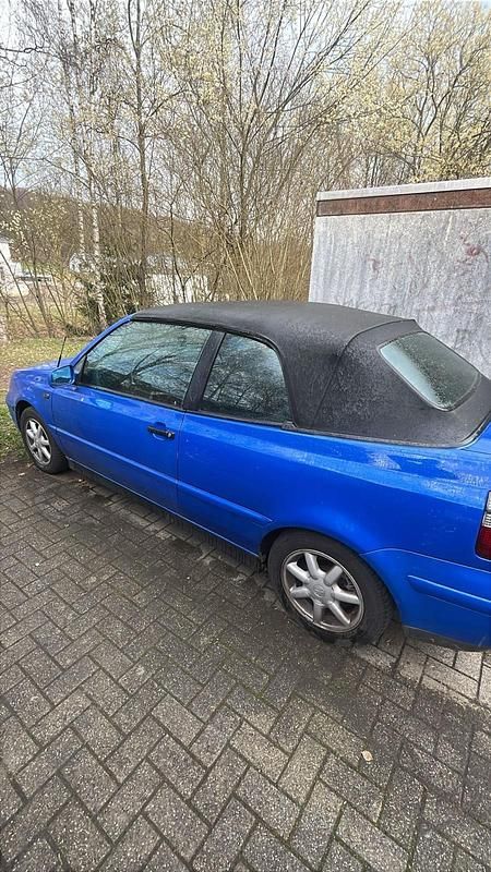 Gebraucht VW Golf Cabriolet 120 PS (88 kW) 1998 Blau Cabrio