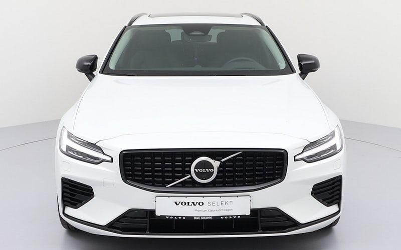 Gebraucht Volvo V60 Ultra 350 PS (257 kW) 2025 Weiß Kombi