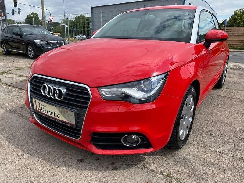 Rot Gebraucht 2011 Audi A1 Ambition Kleinwagen | 6.490 € (Fairer Preis) - Bild 1/4