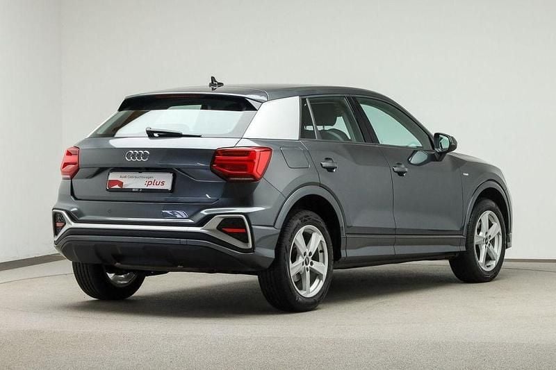 Gebraucht Audi Q2 S-Line 150 PS (110 kW) 2022 Daytonagrau perleffekt (metallic) SUV