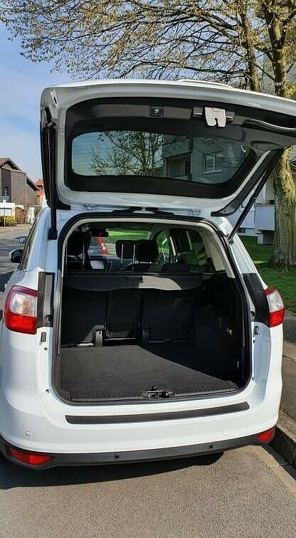 Gebraucht Ford Grand C-Max Titanium 150 PS (110 kW) 2019 Weiß Van / Kleinbus