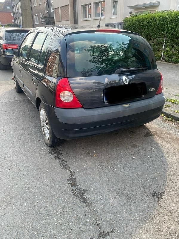 Gebraucht Renault Clio II 75 PS (55 kW) 2004 Schwarz Kleinwagen
