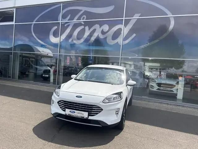 Gebraucht Ford Kuga Titanium 224 PS (164 kW) 2020 Weiss SUV
