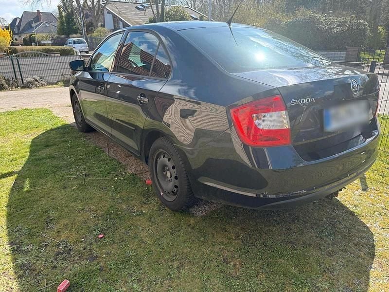 Second-hand Skoda Rapid 105 CP (77 kW) 2013 Negru Hatchback