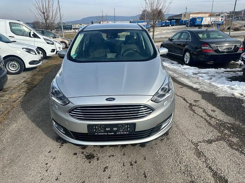 Gebraucht Ford Grand C-Max Titanium 150 PS (110 kW) 2018 Silber Van / Kleinbus